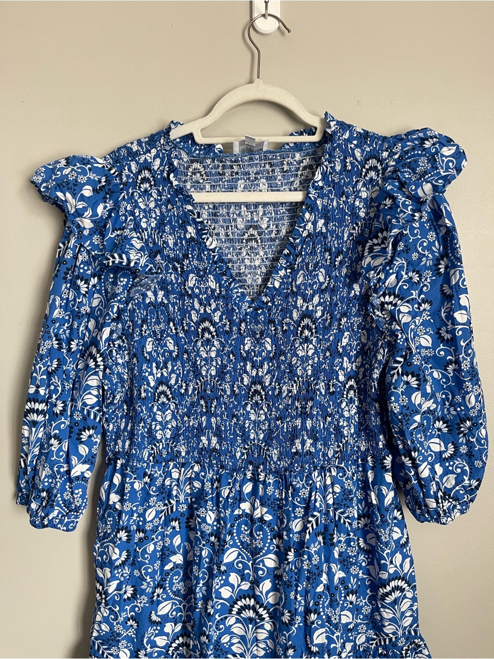 SUGARLIPS Blue Floral Smocked V-Neck Maxi Dress Sz 2X - Picture 3 of 9